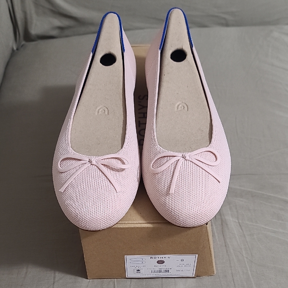 Rothy's Light Pink Ballet Flats with Blue Accents Sz 9